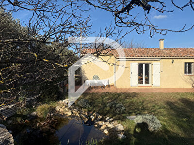 VILLA SAINT JULIEN DE PLAIN-PIED AU CALME JARDIN GARAGE