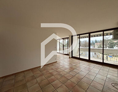 APPARTEMENT TYPE 4 DE 84.15 m2 AVEC BALCONS CAVE GREOUX LES BAINS
