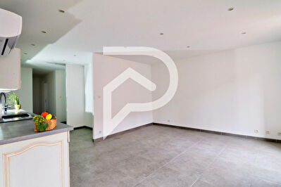 SUPERBE APPARTEMENT DE TYPE 3 RÉNOVÉ 63.27 m2
