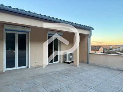 SUPERBE DUPLEX DE TYPE 4 RÉNOVÉ TERRASSE 94 m2