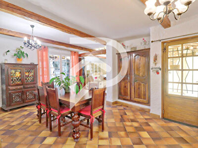 VILLA D'EXCEPTION TYPE5 AVEC PISCINE 4 SUR TERRAIN DE 8510m² A PIERREVERT