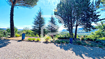 VILLA T4 LUMINEUSE AU CALME SANS VIS A VIS 4783 M2 DE TERRAIN SAINT MAIME ET PISCINE HORS SOL