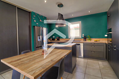 VILLA TYPE 4 LUMINEUSE AU CALME AVEC TERRASSE ET GARAGE