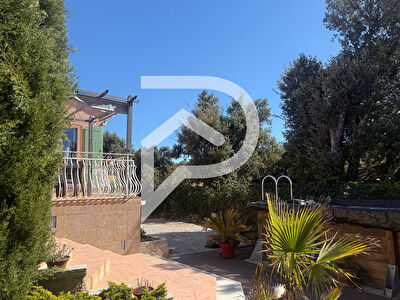 VILLA TYPE 3 GINASSERVIS D'ENVIRON 90M2 GARAGE PISCINE PROCHE ECOLE