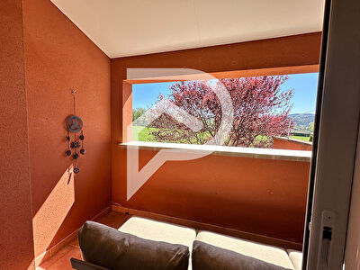 VILLA TYPE4 LUMINEUSE AU CALME AVEC GARAGE ET PISCINE DANS RESIDENCE SECURISEE 