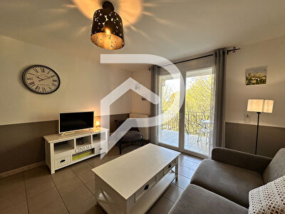 APPARTEMENT TYPE 2 DE  43.47 m2 AVEC TERRASSE ASCENSEUR PISCINE AU CALME GREOUX LES BAINS