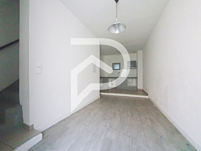 MAISON DE VILLE RÉNOVÉE 78 M² - 2 CHAMBRES - CENTRE HISTORIQUE D'AGDE