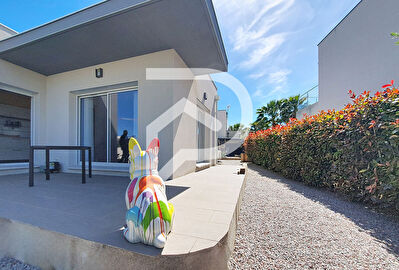 Maison  AGDE T4  d'environ 95m² + garage