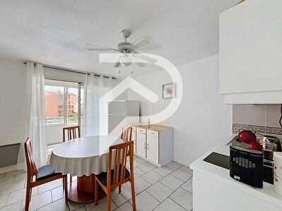 Appartement T2 cabine meublé avec loggia, piscine et ascenseur -À 400 m de la plage -Cap d'Agde Richelieu