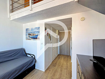 APPARTEMENT COUP DE COEUR -DERNIER ÉTAGE - TERRASSE - PISCINE -CENTRE PORT DU CAP D'AGDE