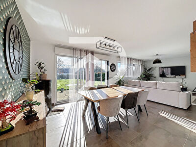 Maison Recques-sur-hem 5 pièce(s) 145 m2