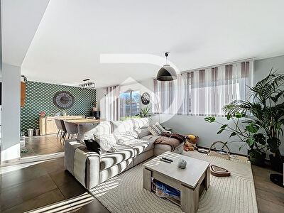 Maison Recques-sur-hem 5 pièce(s) 145 m2