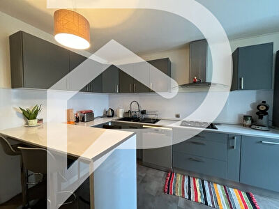 LOCATION : maison T5 (110 m²) à CHANTEHEUX