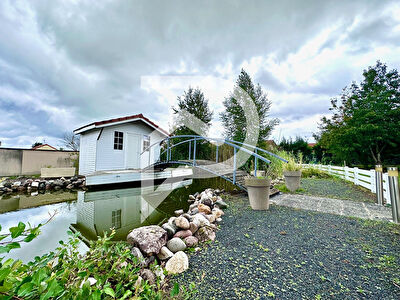 MARAINVILLER : charmante maison d'environ 172 m² avec piscine