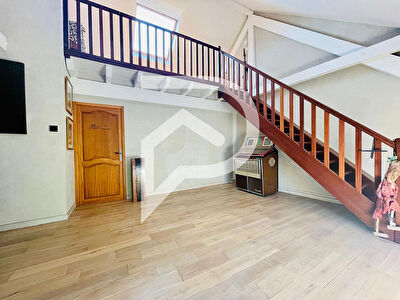 Maison Avricourt 11 pièce(s) 293.6 m2