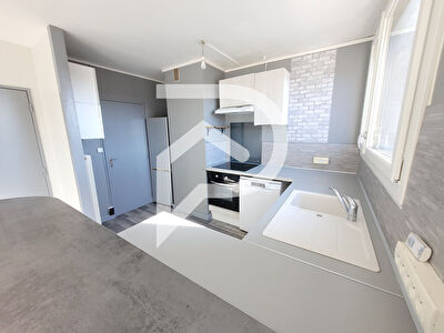 Appartement Chaumont  4 pièce(s)