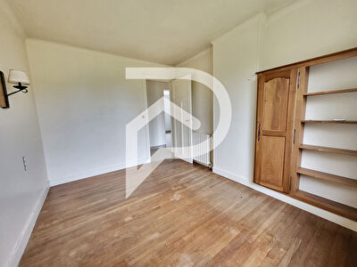 Maison Bar Sur Aube 4 pièce(s)