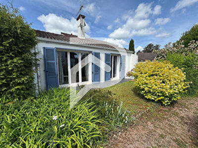 Maison avec vue sur la vallée, Chaumont