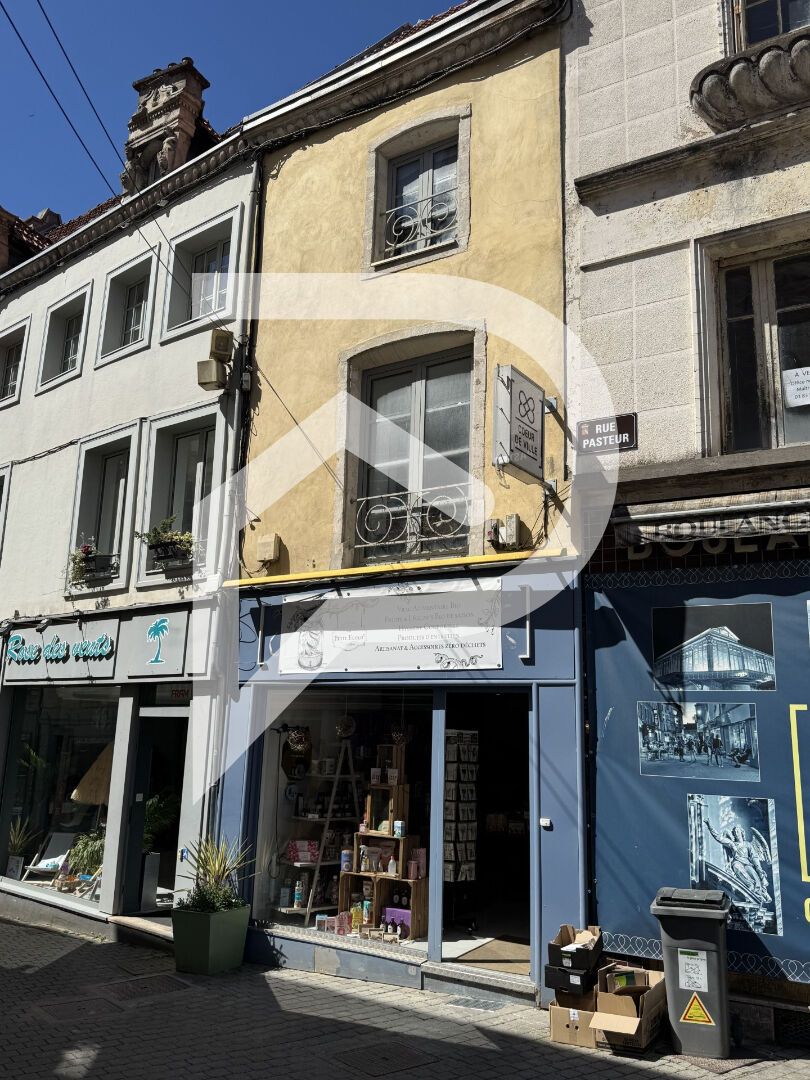 Photo du bien : Maison 7 pièces 181 m2