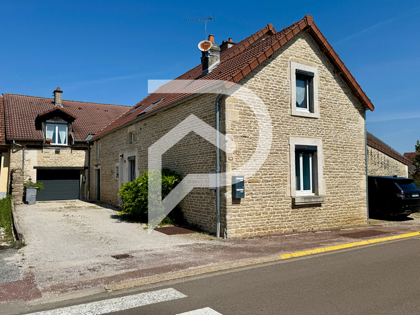 Photo du bien : Maison 13 pièces 375 m2