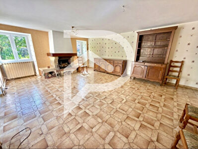 Maison Chateauvillain  5 pièce(s)