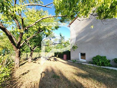 Maison Dommartin Le Saint Pere 4 pièce(s)