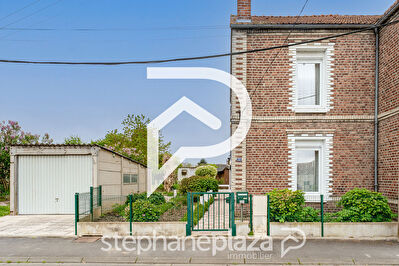 Maison de ville 5 pièces, jardin, garage