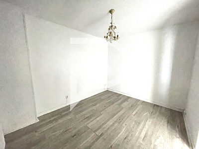 Maison Lens 7 pièce(s) 107 m2