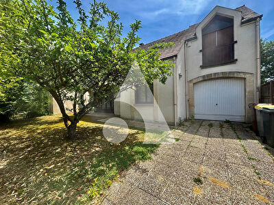 Maison Saintry-sur-seine - 5 pièce(s) - 140 m2 SAINTRY SUR SEINE