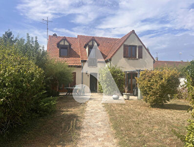 Maison Auvers Saint Georges 7 pièce(s) 142 m2 AUVERS SAINT GEORGES