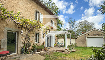 Corps de ferme Payrin-Augmontel 9 pièces 220 m²