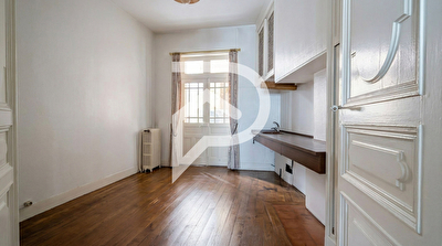 Immeuble de rapport Castres 10 pièces 226 m2