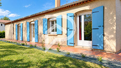 Maison de plain-pied 142 m² avec dépendance aménagée  4 chambres terrain 1 000 m²