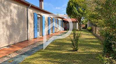 Maison de plain-pied 142 m² avec dépendance aménagée  4 chambres terrain 1 000 m²