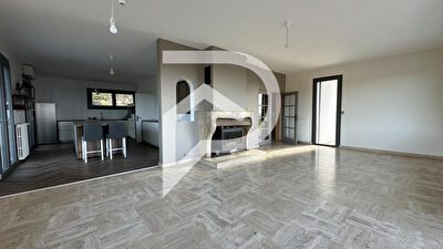 Villa Dagneux 260 m2 - vue exceptionnelle -