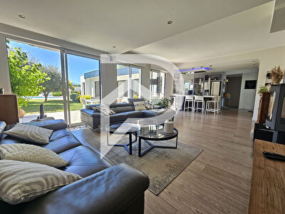 Maison Meyzieu 5 pièce(s) 140 m2