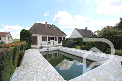 Maison Villers Sur Coudun 8 pièce(s) 121 m2