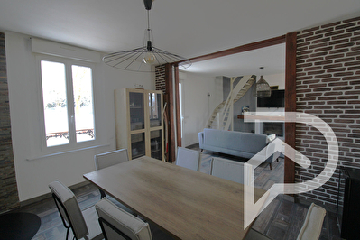 Maison Gury 4 pièce(s) 100 m2