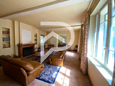 Maison Saint -Remy-L'Honoré 7 pièces 203 m2