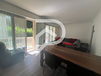 Appartement Elancourt 2 pièce(s) 59 m2