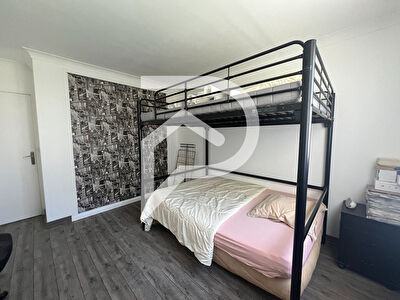 Appartement Elancourt 2 pièce(s) 59 m2 ELANCOURT photo 5