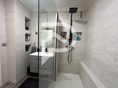 Appartement Elancourt 2 pièce(s) 59 m2 ELANCOURT photo 7
