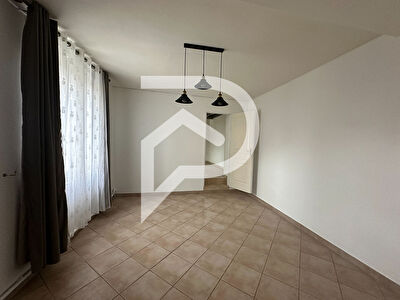 Appartement à Garancières 5 pièces  90 m2
