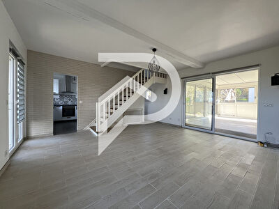 Maison Galluis 5 pièces 115 m2