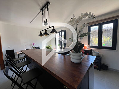 Maison Le Mesnil Saint Denis 5 pièces 102 m2