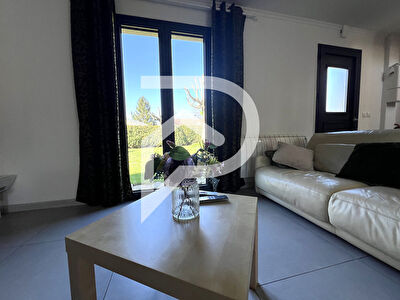 Maison Le Mesnil Saint Denis 5 pièces 102 m2