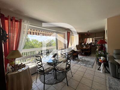 Appartement Elancourt 5 pièces 96 m2