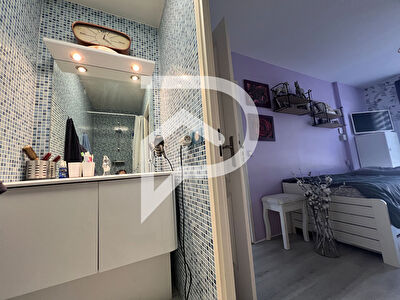 Maison Les Essarts Le Roi 7 pièce(s) 173 m2 LES ESSARTS LE ROI photo 9