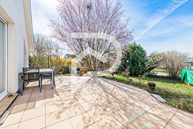 Maison Sainte Croix En Plaine 5 pièce(s) 113 m2