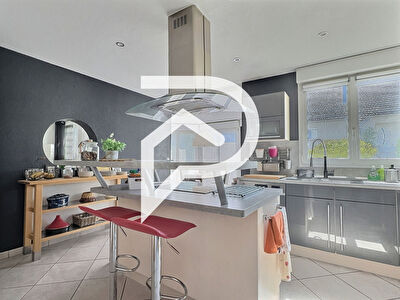 Maison Soultz Haut Rhin 7 pièce(s) 200 m2